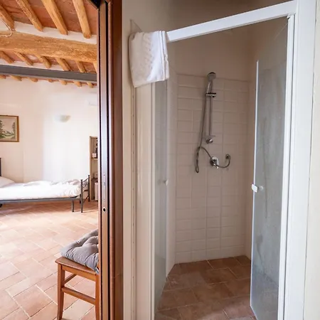 Il Leoncino Casa de hóspedes Palaia