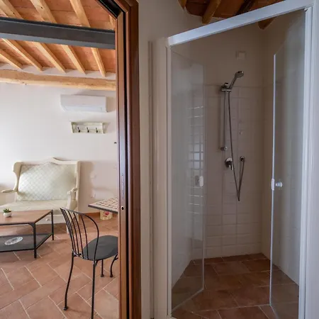 Il Leoncino 3* Palaia