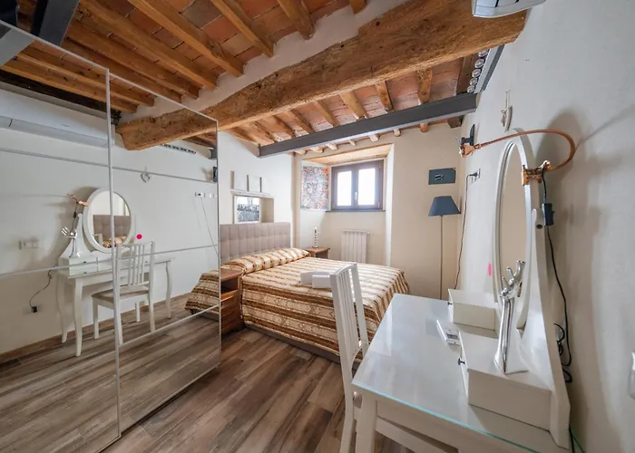 Il Leoncino 3* Palaia